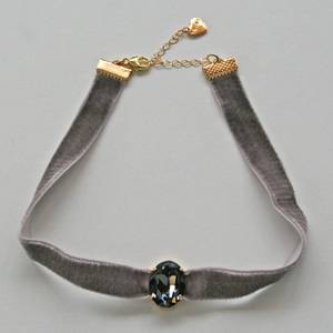 Bilde av Choker Gray Velvet Silver 